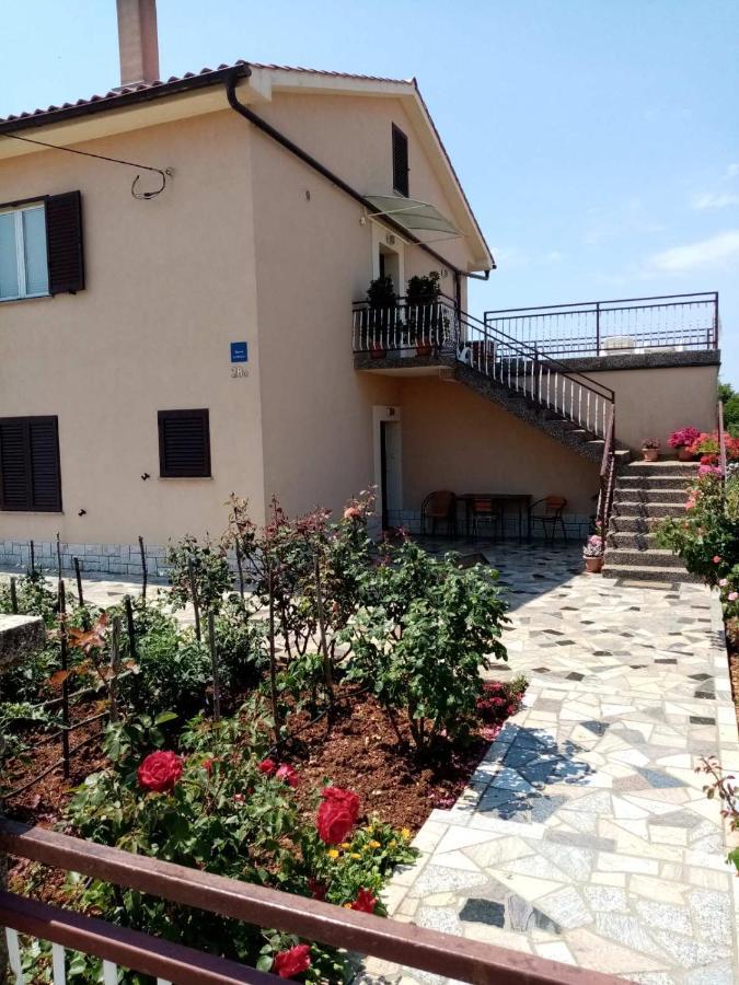 Apartments Rusin Linardići 외부 사진