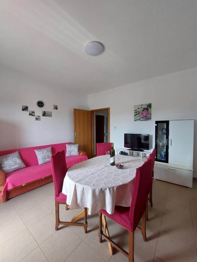 Apartments Rusin Linardići 외부 사진